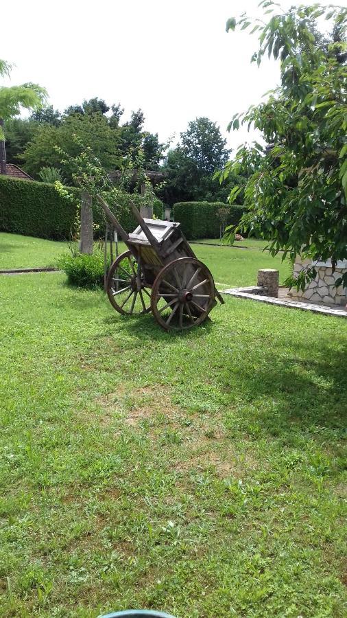 Bed and Breakfast La Gabiniere Sarlat Esterno foto